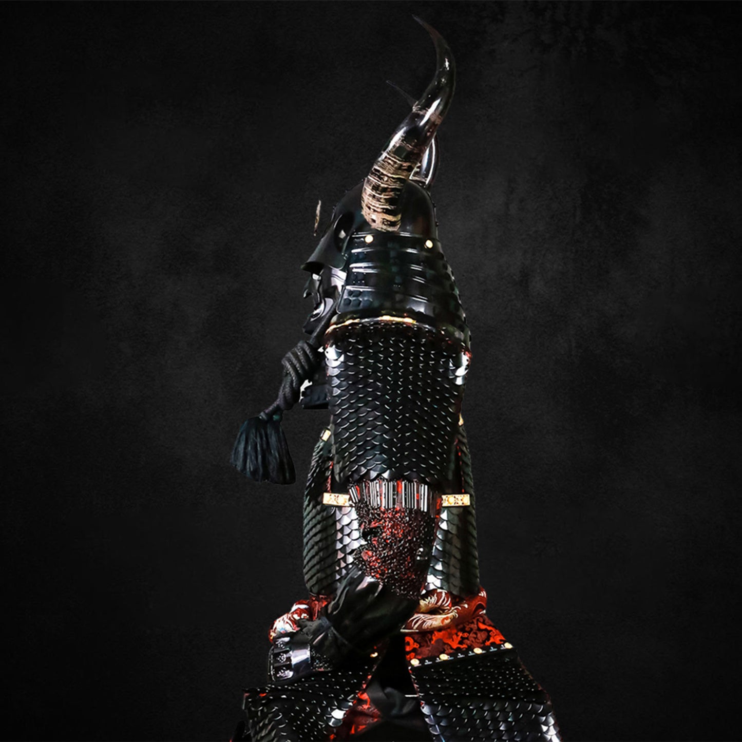 Dragon Scale Samurai Armor with Horns